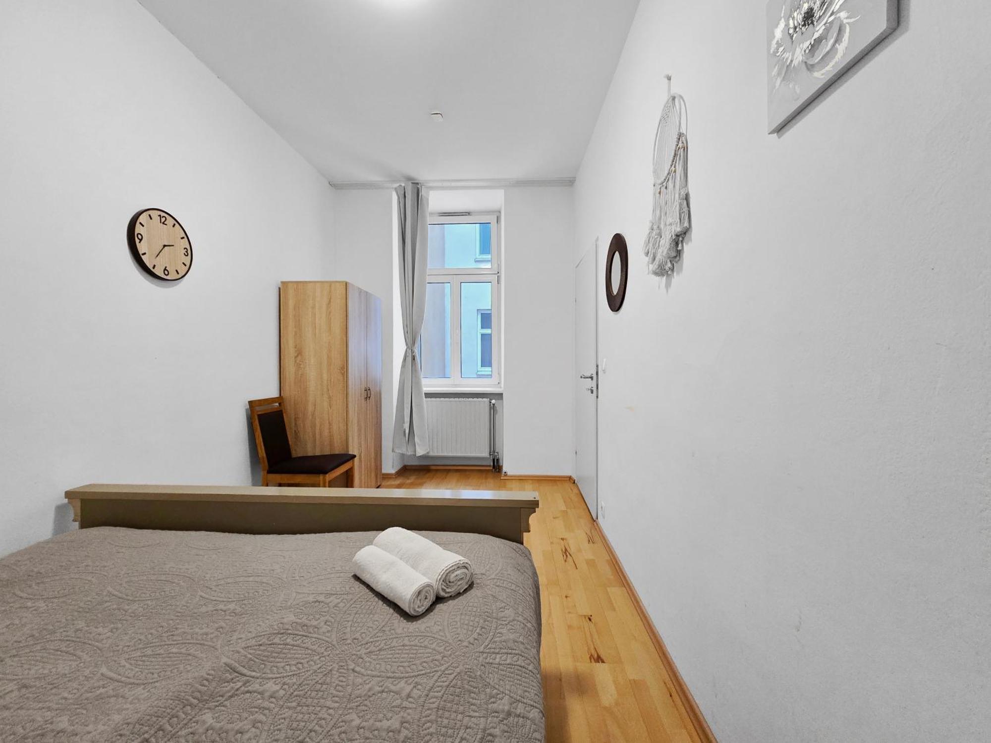 Three King-Size Beds, Three Bedrooms Vienna Exterior photo